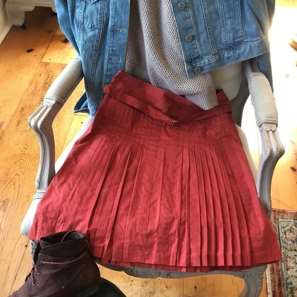 Ann Taylor Loft Rust Orange/Red Pleated Skirt- 0 - Picture 1 of 7